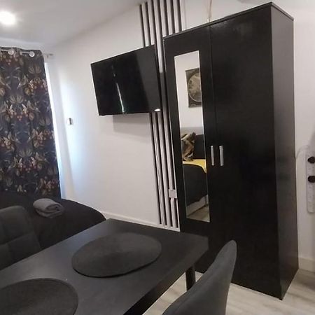 Stylish Home From Home أوربنغتون المظهر الخارجي الصورة