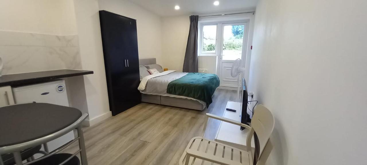 Stylish Home From Home أوربنغتون المظهر الخارجي الصورة
